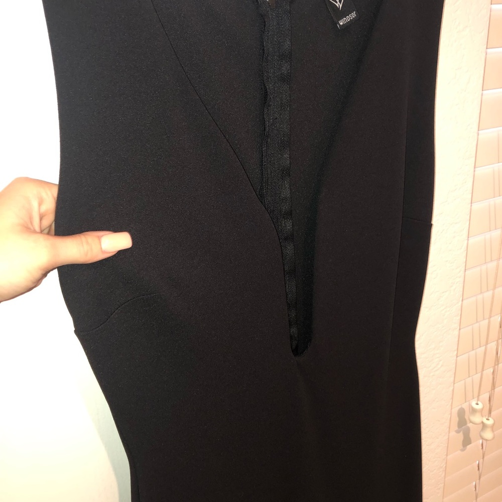Long body, black dress- worn for prom once!